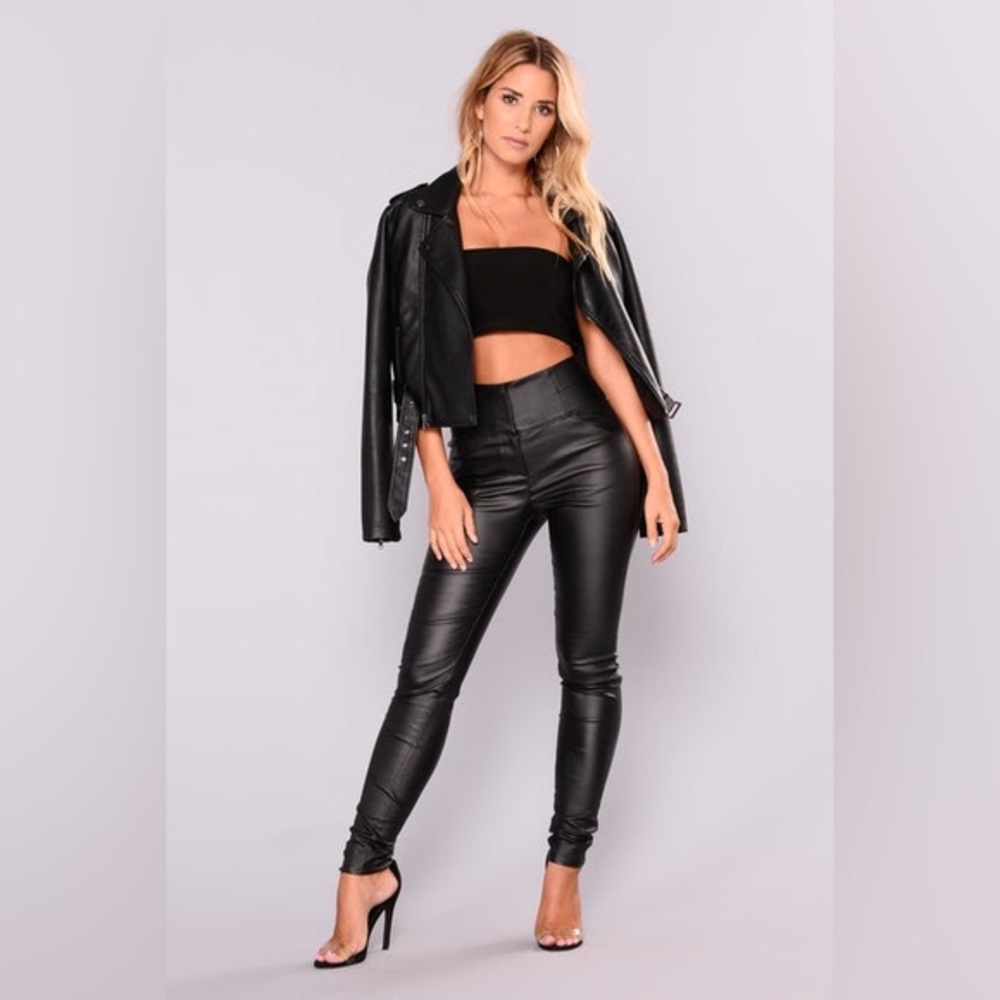 Stylish Black Faux Leather Jacket and Pants Set